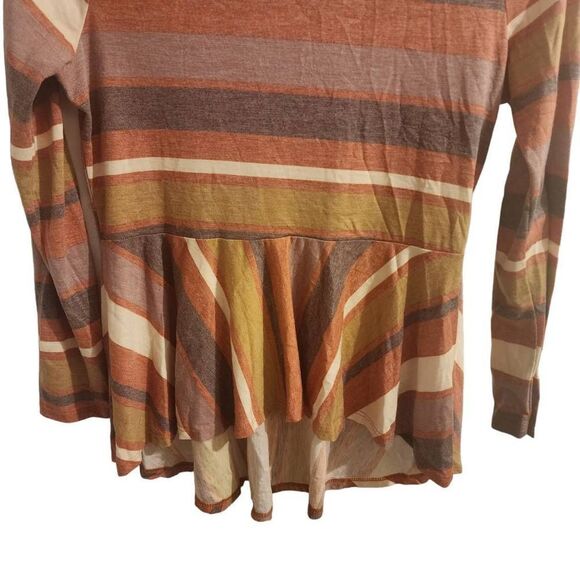 Andrée By Unit Striped Netural Fall Top Size Medium - Picture 7 of 10
